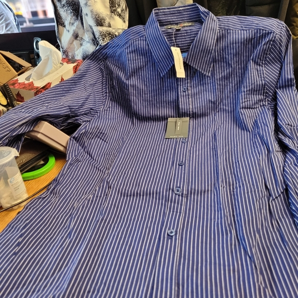 Man's  Shirt - Picture 5 of 8